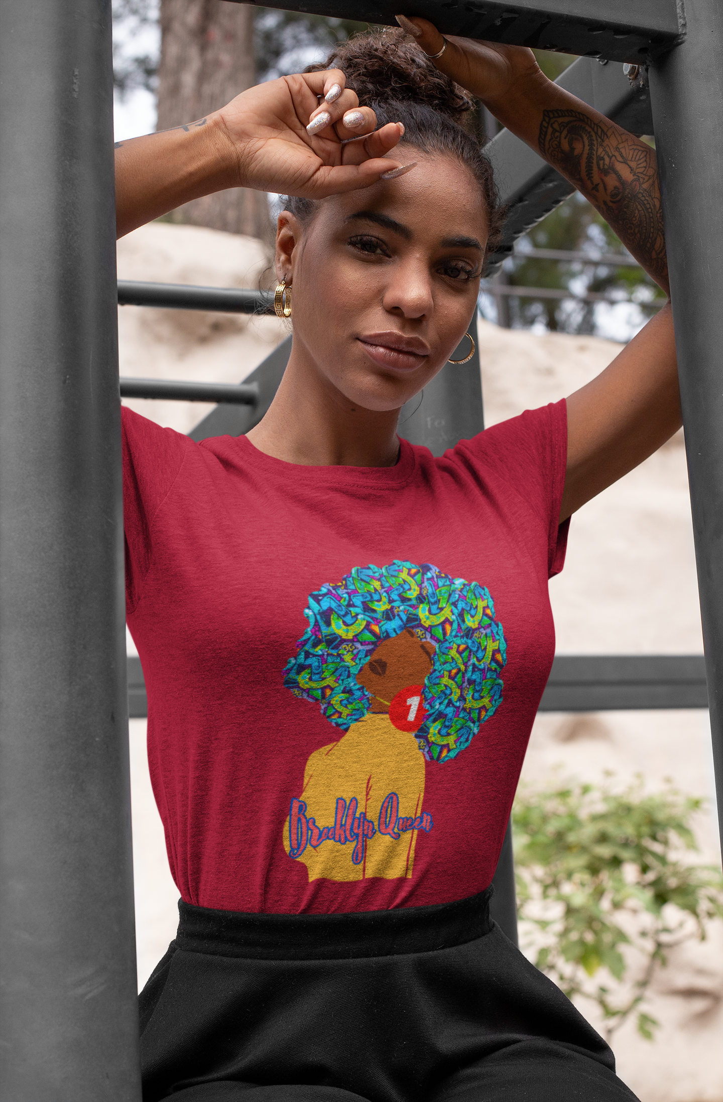 Brooklyn Queen #1 Earring Unisex Heavy Cotton Tee